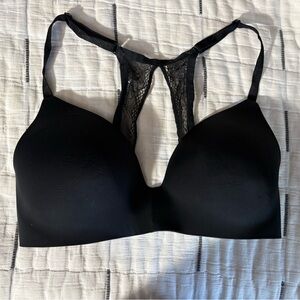 Victoria's Secret Black Lace No Wire Bra